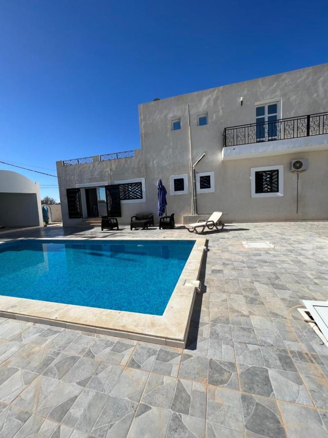 Magnifique Villa Avec Piscine Sur L'Ile De Djerba Хумт Сук Екстериор снимка