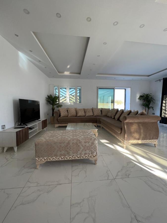 Magnifique Villa Avec Piscine Sur L'Ile De Djerba Хумт Сук Екстериор снимка